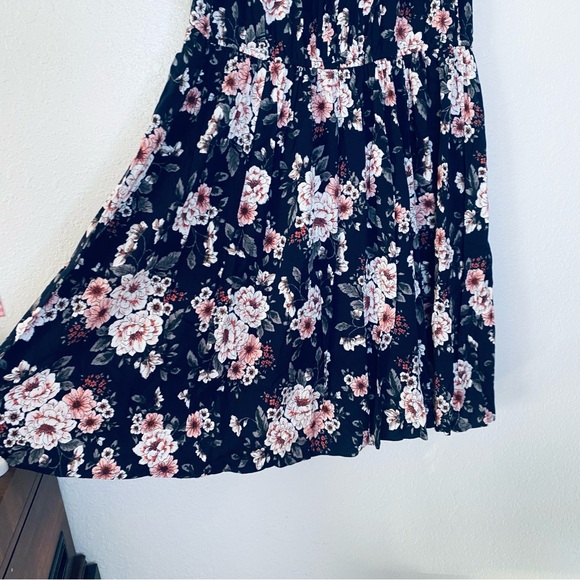 Torrid Floral Boho Pleated Rounded Collar Stretch Waist A-Line Dress 1X - Picture 4 of 7